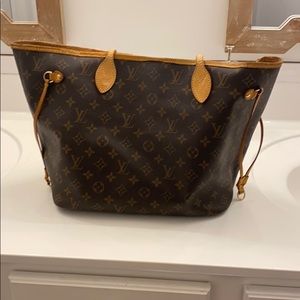 Louis Vuitton Neverfull MM